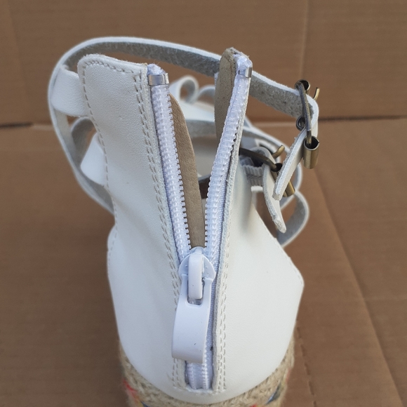 White Vegan Leather Platform Espadrille Gladiator Sandal 8us* - Picture 6 of 12